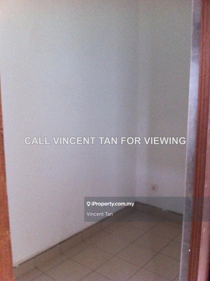 Rumah Berangkai 2 Tingkat untuk Dijual di ELMINA GARINIA CRESSIDA East Garden West Valley, Shah Alam oleh Vincent Tan - iProperty.com.my