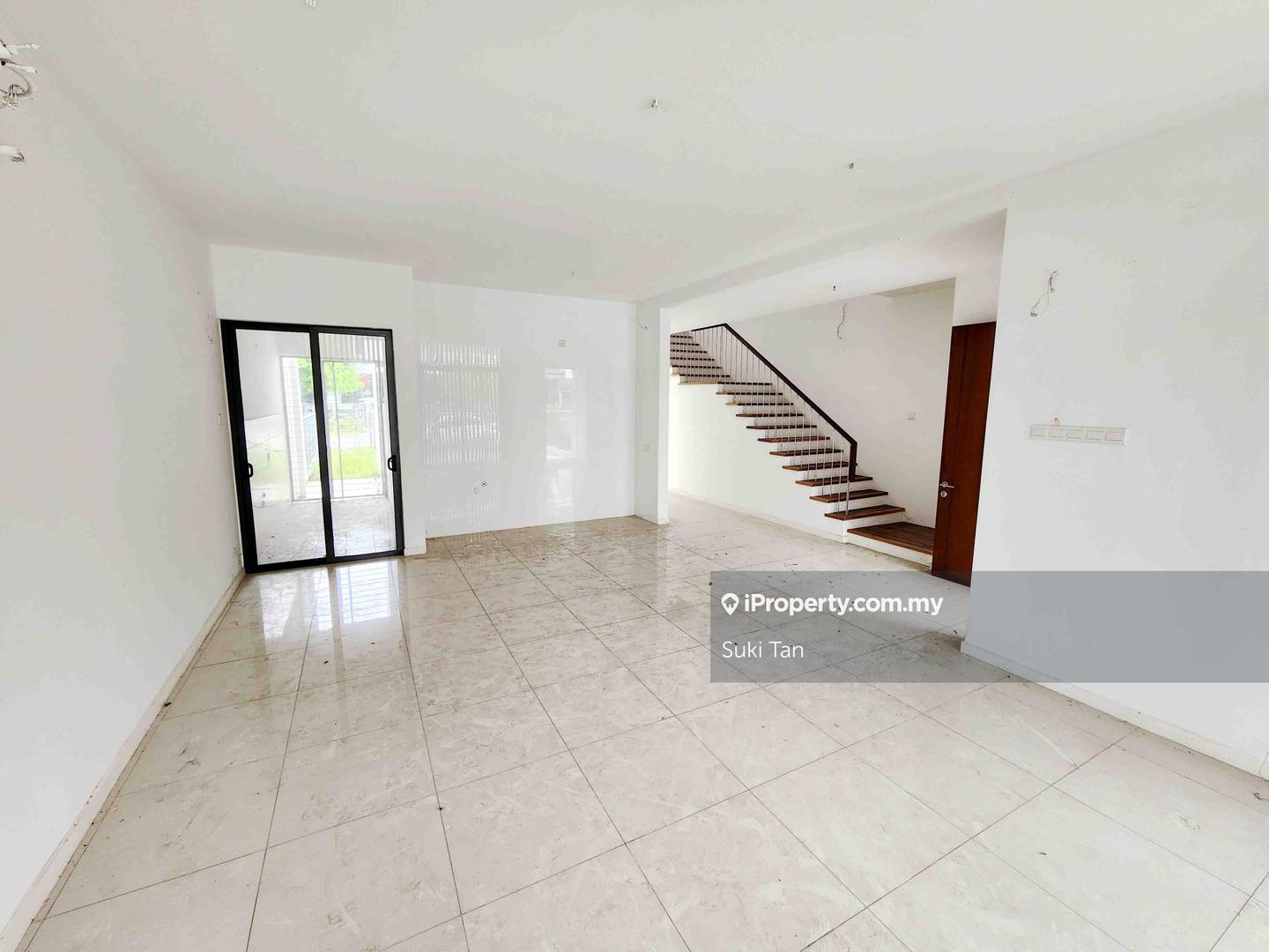 3-storey Terraced House for Sale in REED Lake Fields / Lakefields, Sungai Besi by Suki Tan - iProperty.com.my