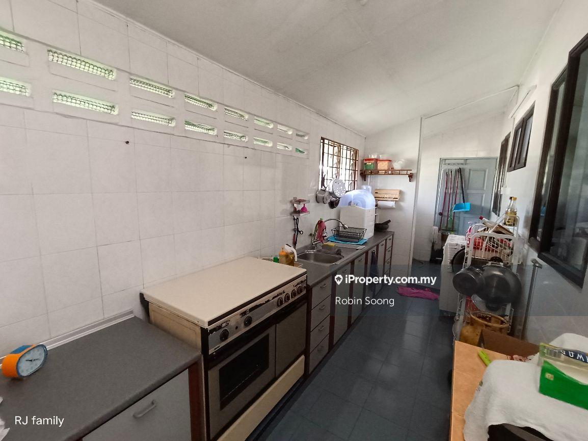 Semi-Detached House for Sale in Kampung Lapan, Melaka City by Robin Soong - iProperty.com.my