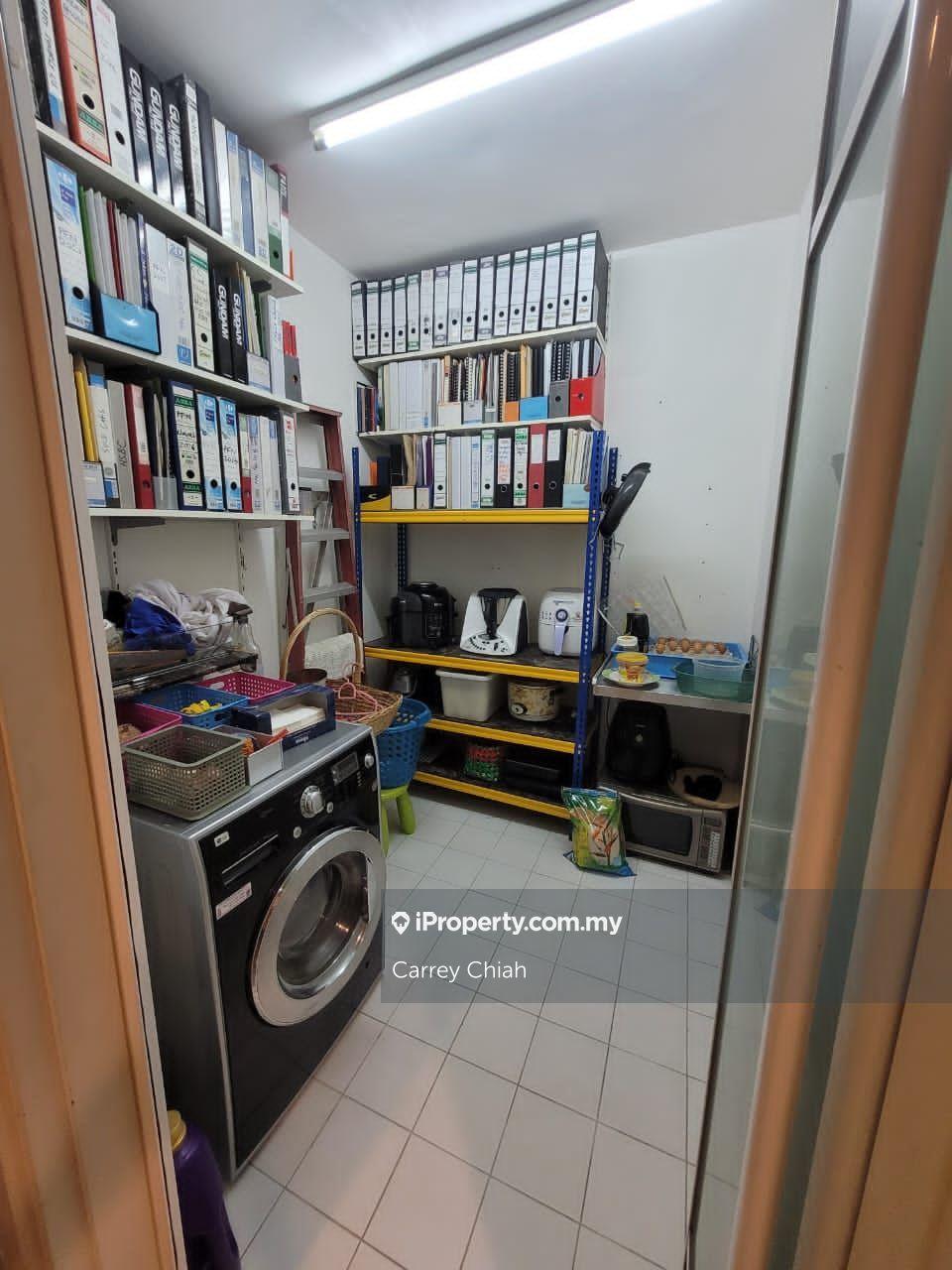 Rumah Berkembar untuk Dijual di Lake Edge, Puchong oleh Carrey Chiah - iProperty.com.my