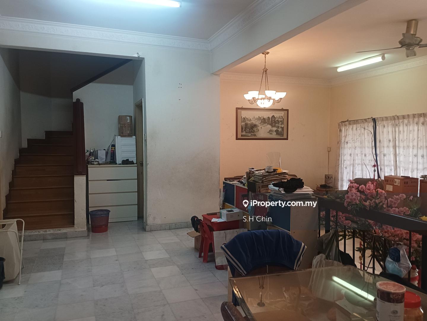Rumah Berangkai 2 Tingkat untuk Dijual di Seksyen U8, Shah Alam oleh S.H Chin - iProperty.com.my