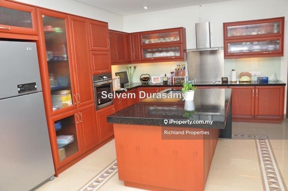 Banglo untuk Dijual di 2 Storey Bungalow @ Seksyen 7, Shah Alam, Shah Alam oleh Selvem Durasamy - iProperty.com.my