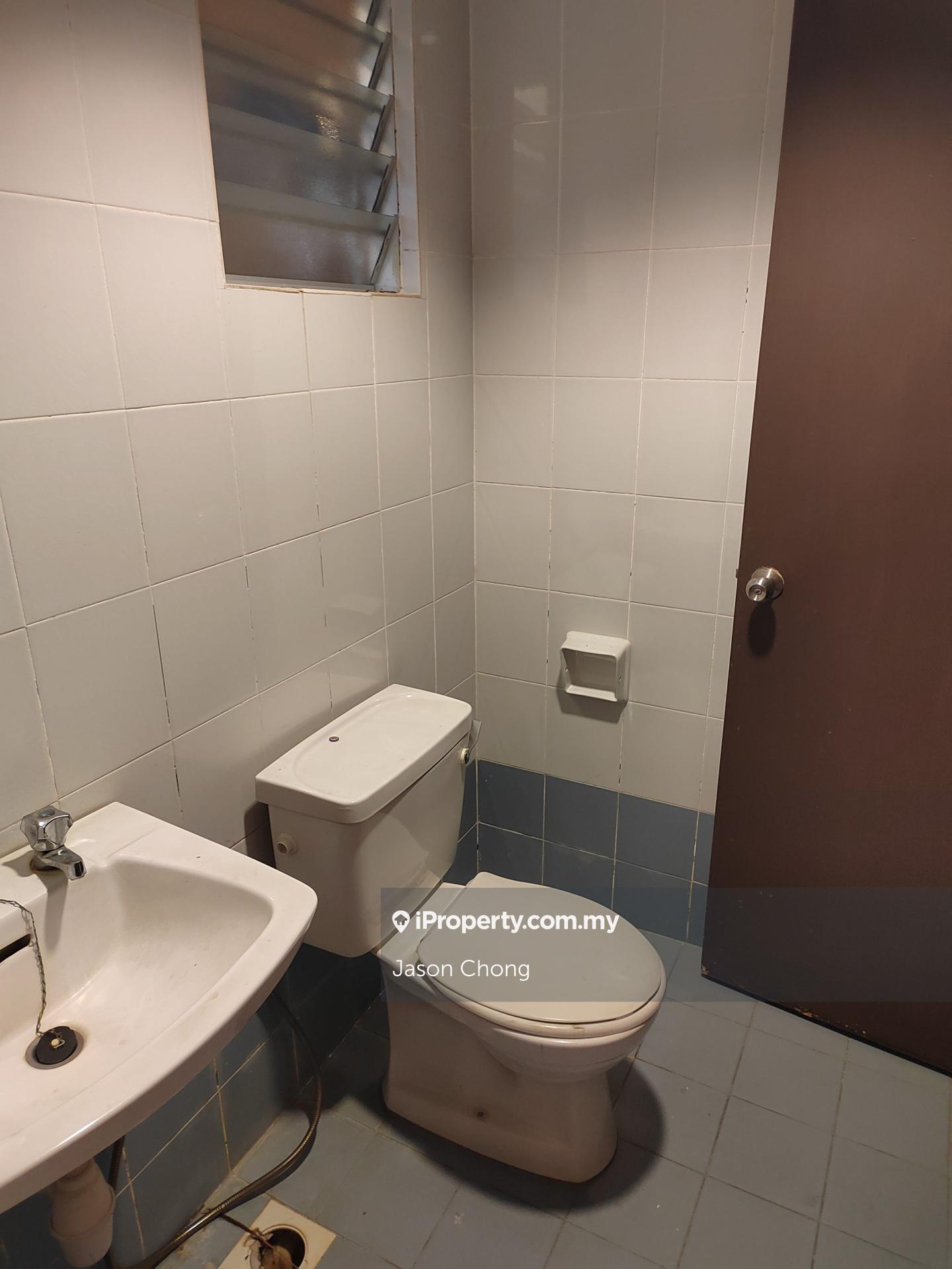 Rumah Berangkai 2 Tingkat untuk Dijual di Bandar Botanic, Klang oleh Jason Chong - iProperty.com.my