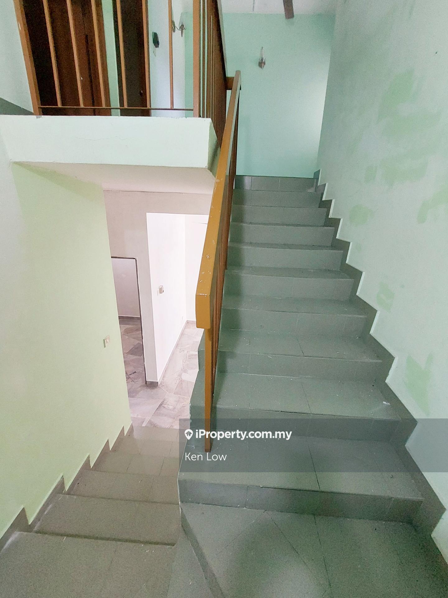 Rumah Berangkai 2 Tingkat untuk Dijual di Taman Jasmin, Kajang oleh Ken Low - iProperty.com.my