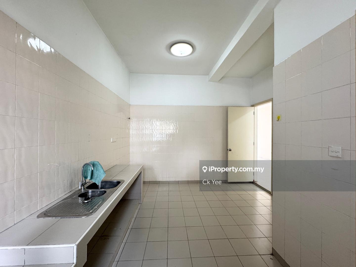 3-storey Terraced House for Sale in Taman Esplanad, Bukit Jalil by Ck Yee - iProperty.com.my