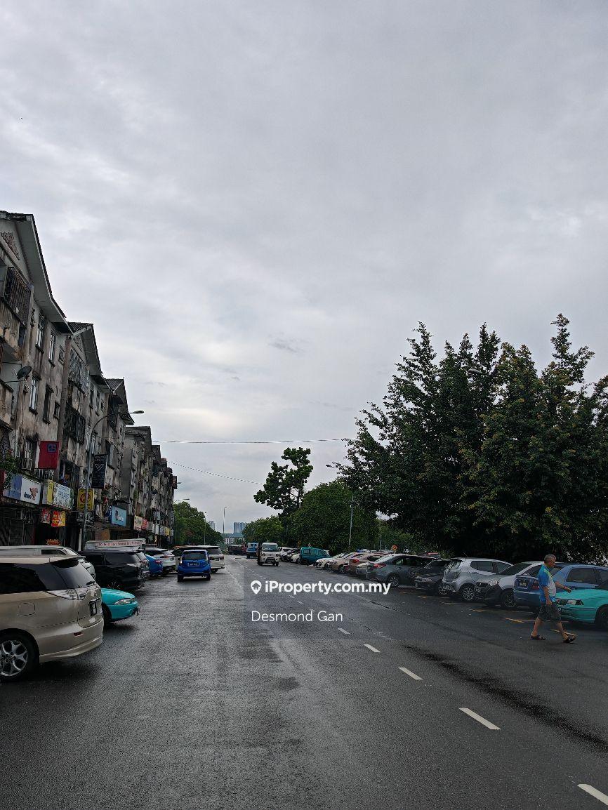 Kedai untuk Dijual di Taman Perindustrian Puchong Utama (Seksyen 2), Puchong oleh Desmond Gan - iProperty.com.my