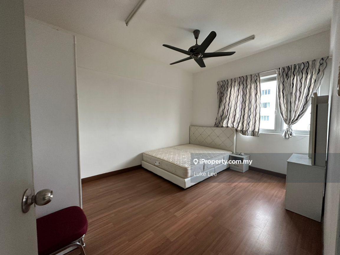 Service Residence for Sale in One South by Luke Lee - iProperty.com.my