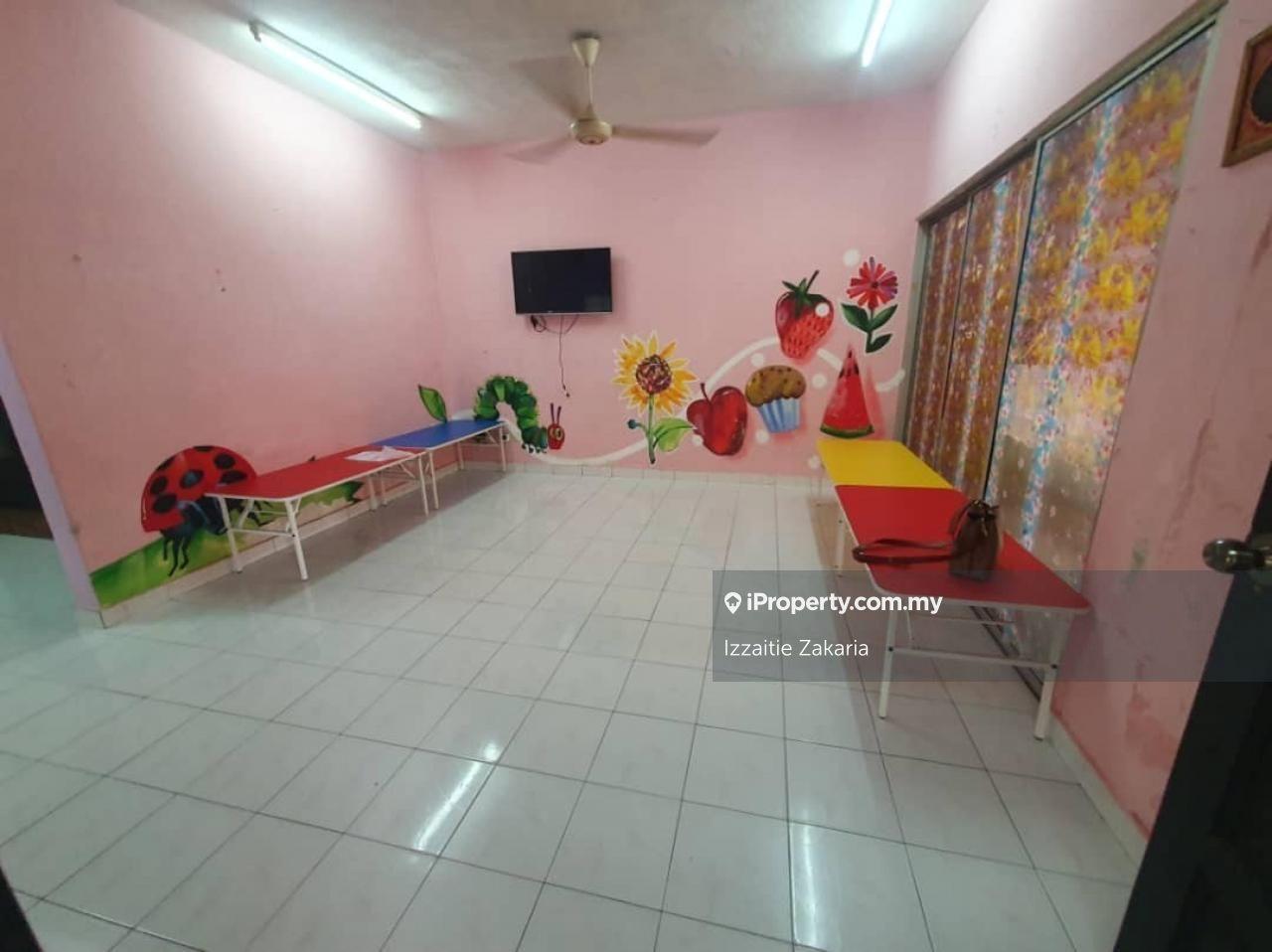 1-storey Terraced House for Sale in End Lot Terrace Seksyen 4 Bangi, Bangi by Izzaitie Zakaria - iProperty.com.my