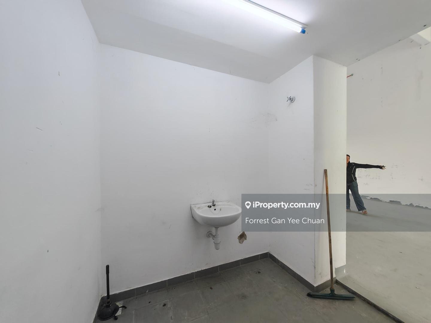 Terrace Factory for Sale in Serendah, Rawang by Forrest Gan Yee Chuan - iProperty.com.my