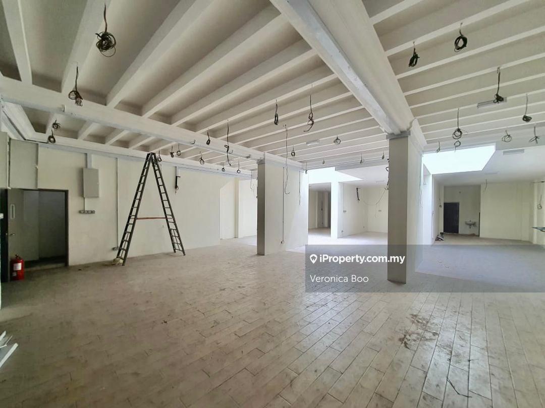Kedai untuk Disewa di 3 Storey Adjoining Commercial Shoplot Georgetown, George Town oleh Veronica Boo - iProperty.com.my