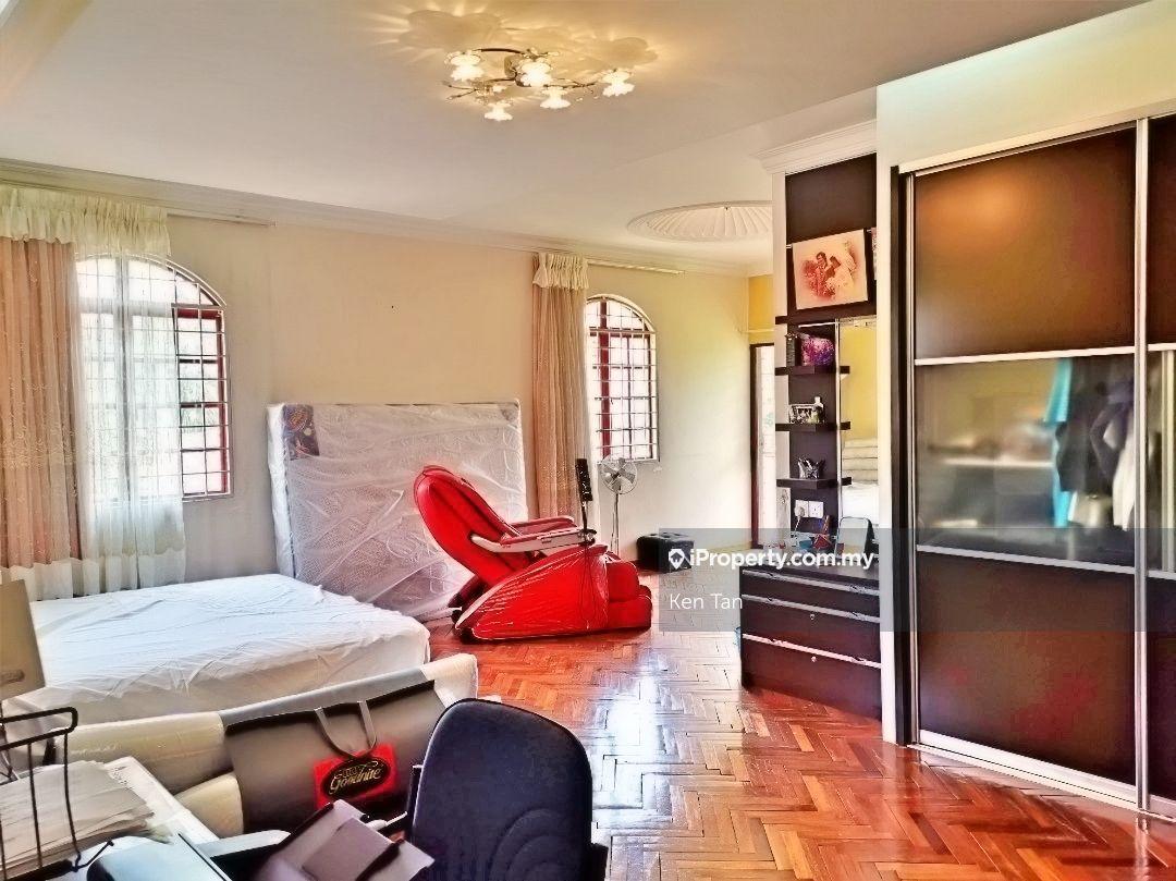 Bungalow House for Sale in Seksyen 6, Kota Damansara by Ken Tan - iProperty.com.my