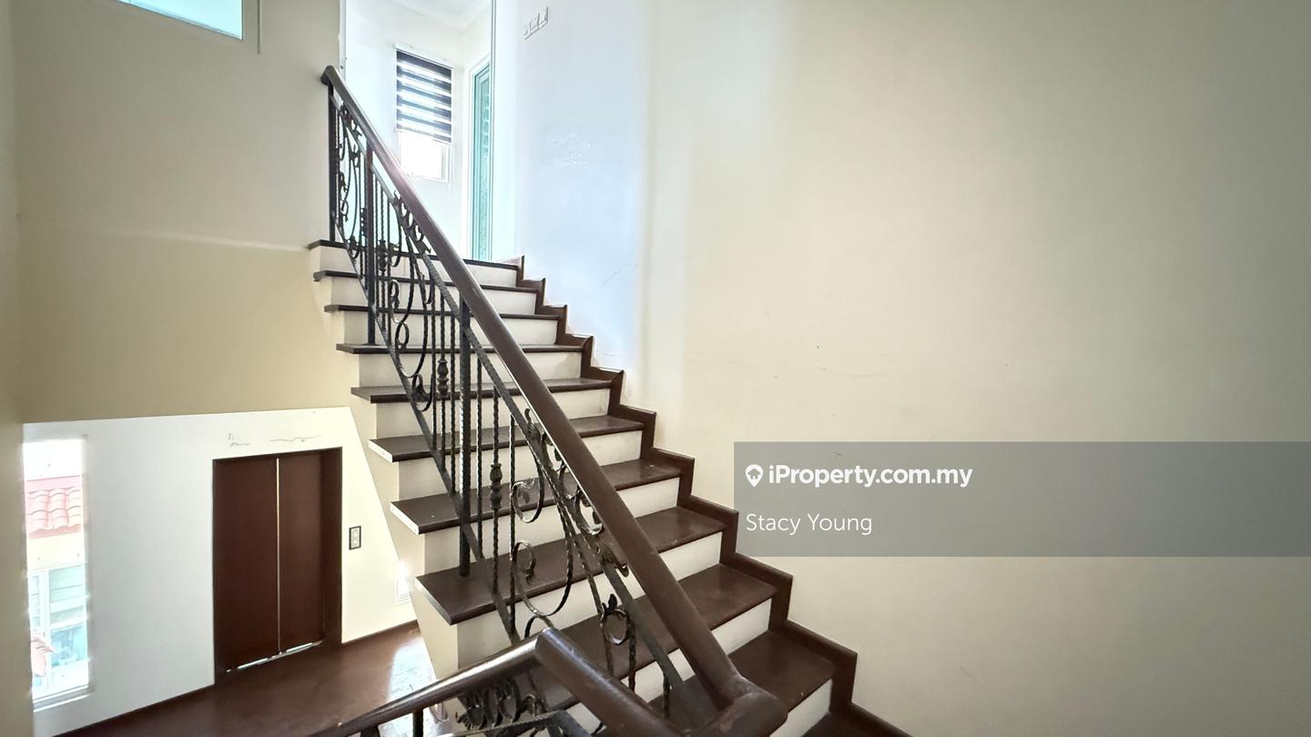 Semi-Detached House for Sale in Beverly Heights, Melawati by Stacy Young - iProperty.com.my