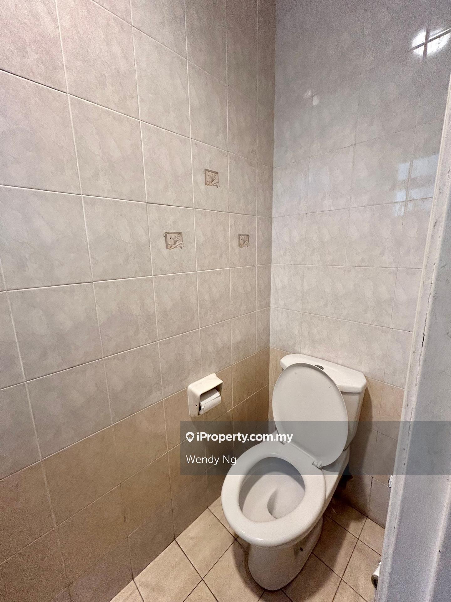 Townhouse for Sale in Sunway Damansara, Kota Damansara by Wendy Ng - iProperty.com.my