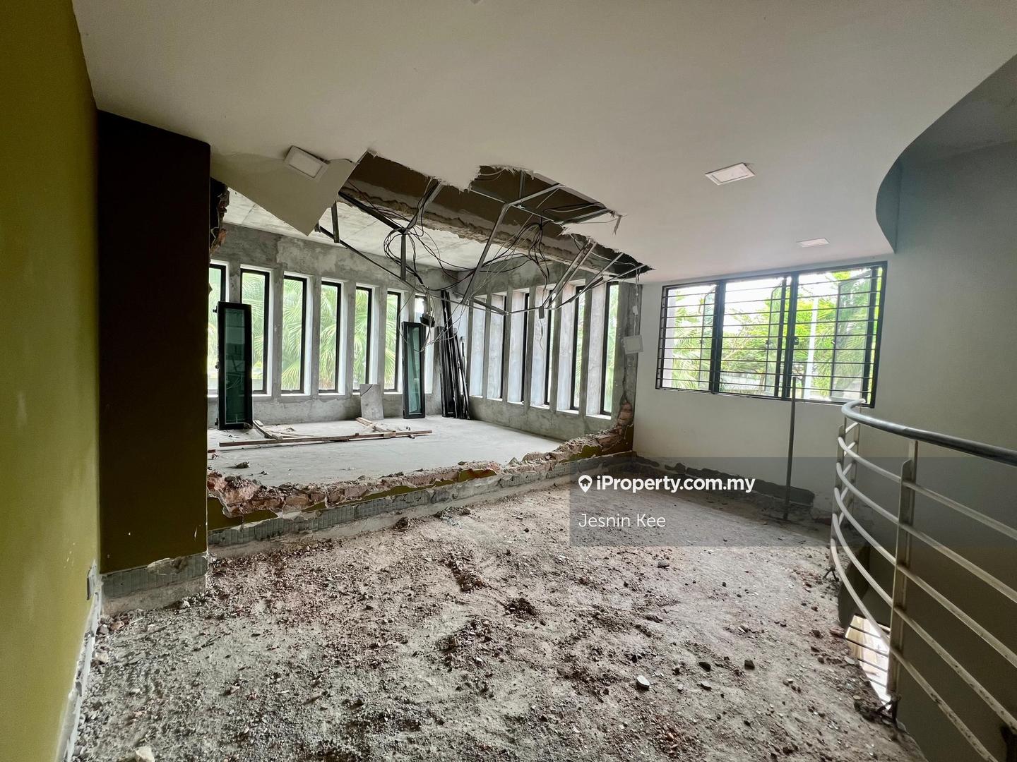 Rumah Berangkai 3 Tingkat untuk Dijual di Lake Fields, Sungai Besi oleh Jesnin Kee - iProperty.com.my