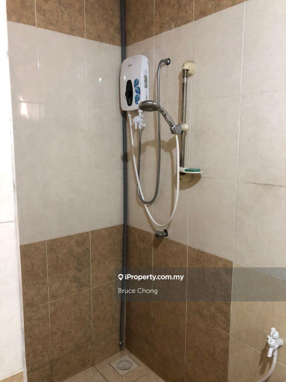 Kondominium untuk Dijual di Platinum Hill PV 6 oleh Bruce Chong - iProperty.com.my