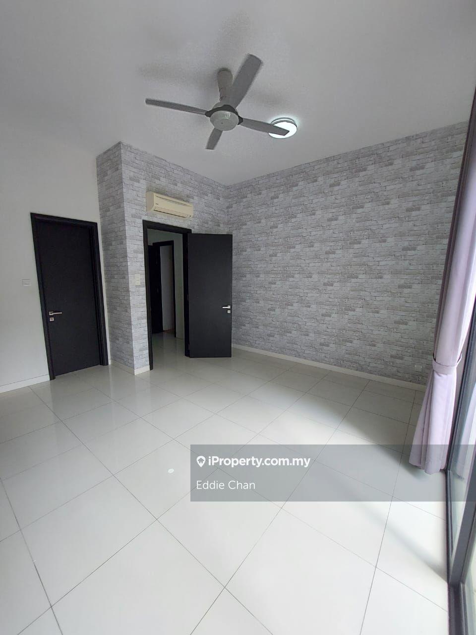 Rumah Berangkai 3 Tingkat untuk Dijual di 16 Quartz Courtyard Villa, Melawati oleh Eddie Chan - iProperty.com.my