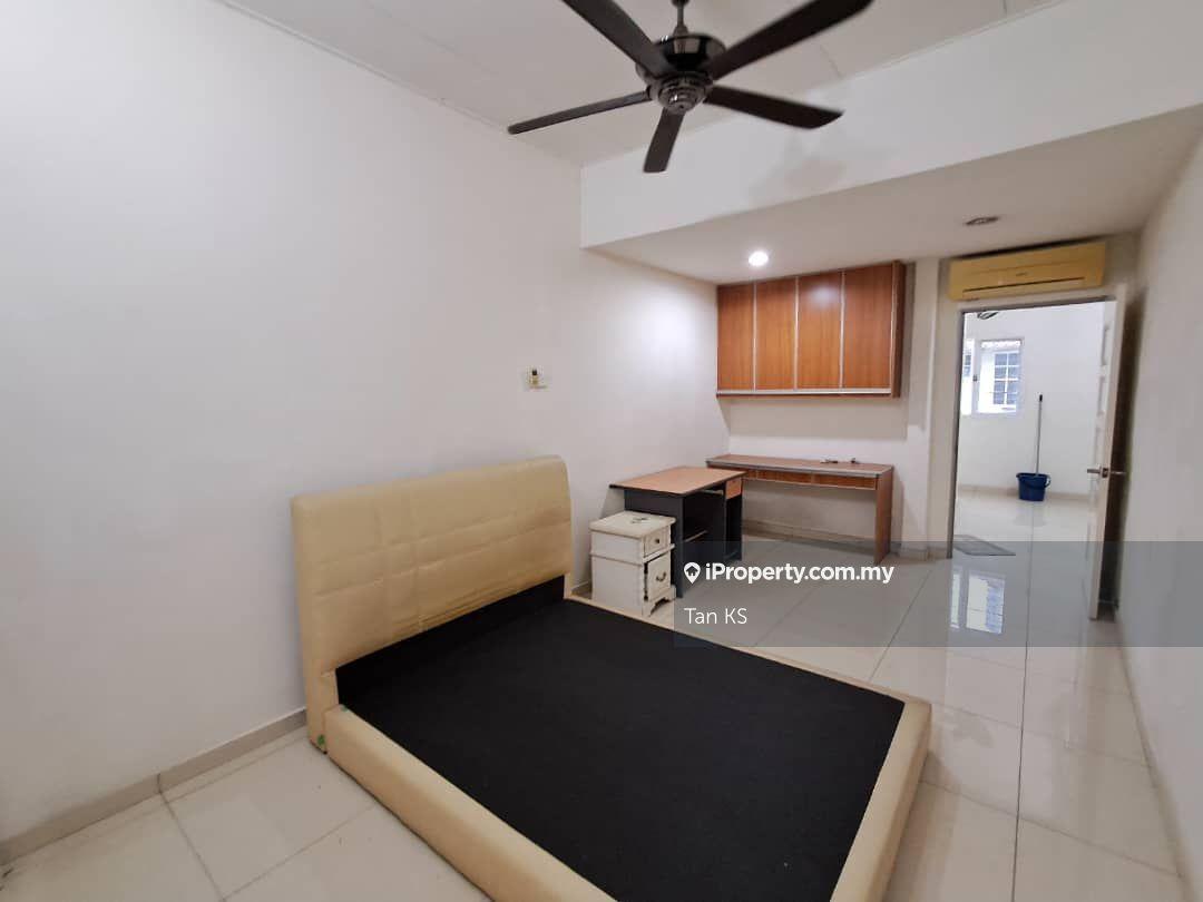 Rumah Berangkai 2 Tingkat untuk Dijual di Taman Bayu Emas, Klang oleh Tan KS - iProperty.com.my