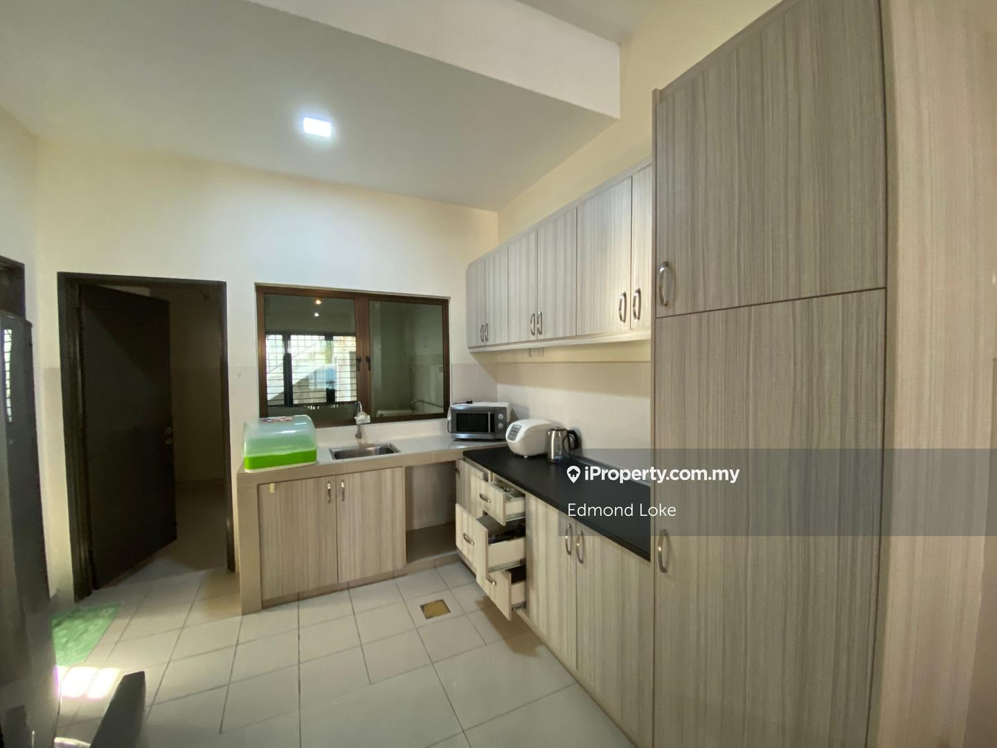 3-storey Terraced House for Sale in Perdana Residence 2, Batu Caves by Edmond Loke - iProperty.com.my