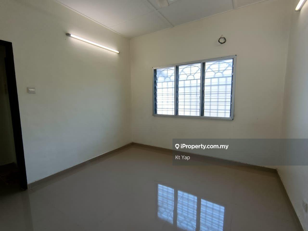 Rumah Berangkai 2 Tingkat untuk Dijual di Taman Cheras Awana, Batu 9 Cheras, Cheras oleh Kt Yap - iProperty.com.my