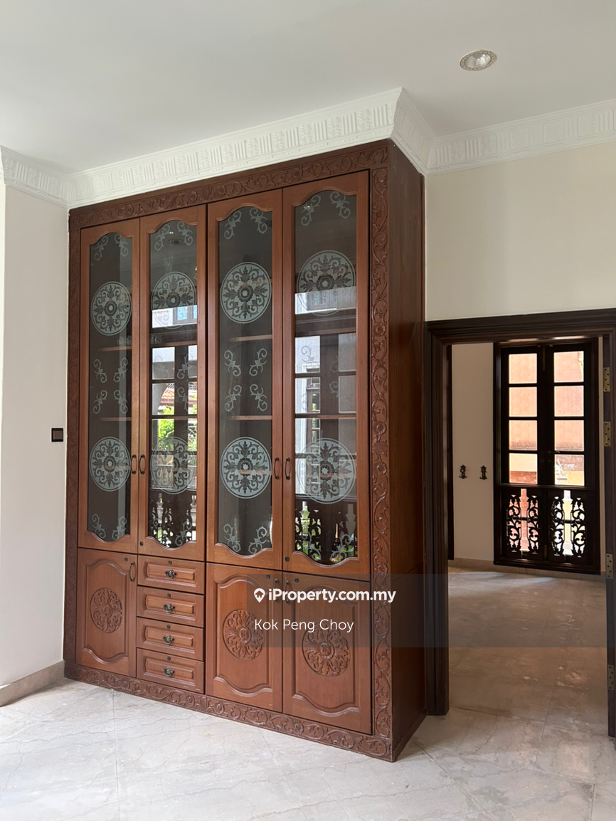 Bungalow House for Sale in Taman Ampang Utama, Ampang by Kok Peng Choy - iProperty.com.my