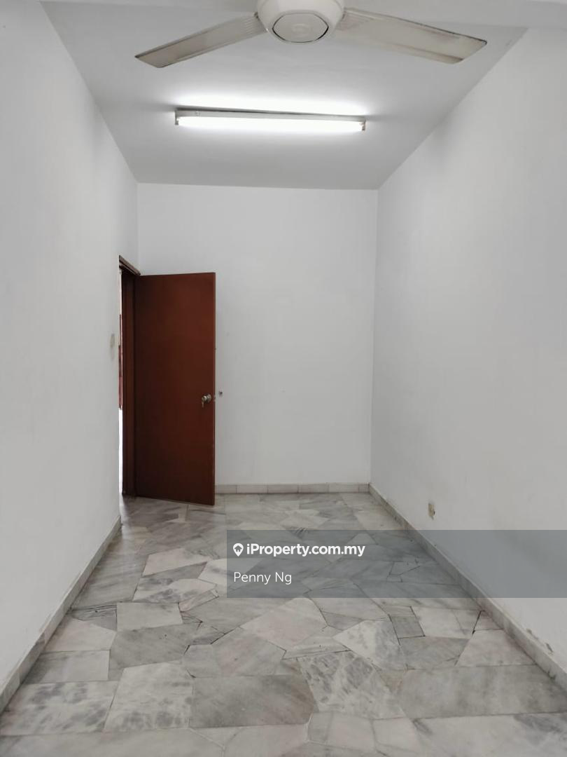 Rumah Berangkai 2 Tingkat untuk Dijual di Usj 11, Subang Jaya oleh Penny Ng - iProperty.com.my