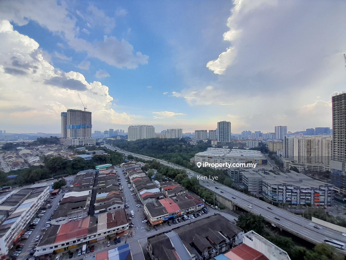 Service Residence for Rent in The Leafz @ Dedaun by Ken Lye - iProperty.com.my