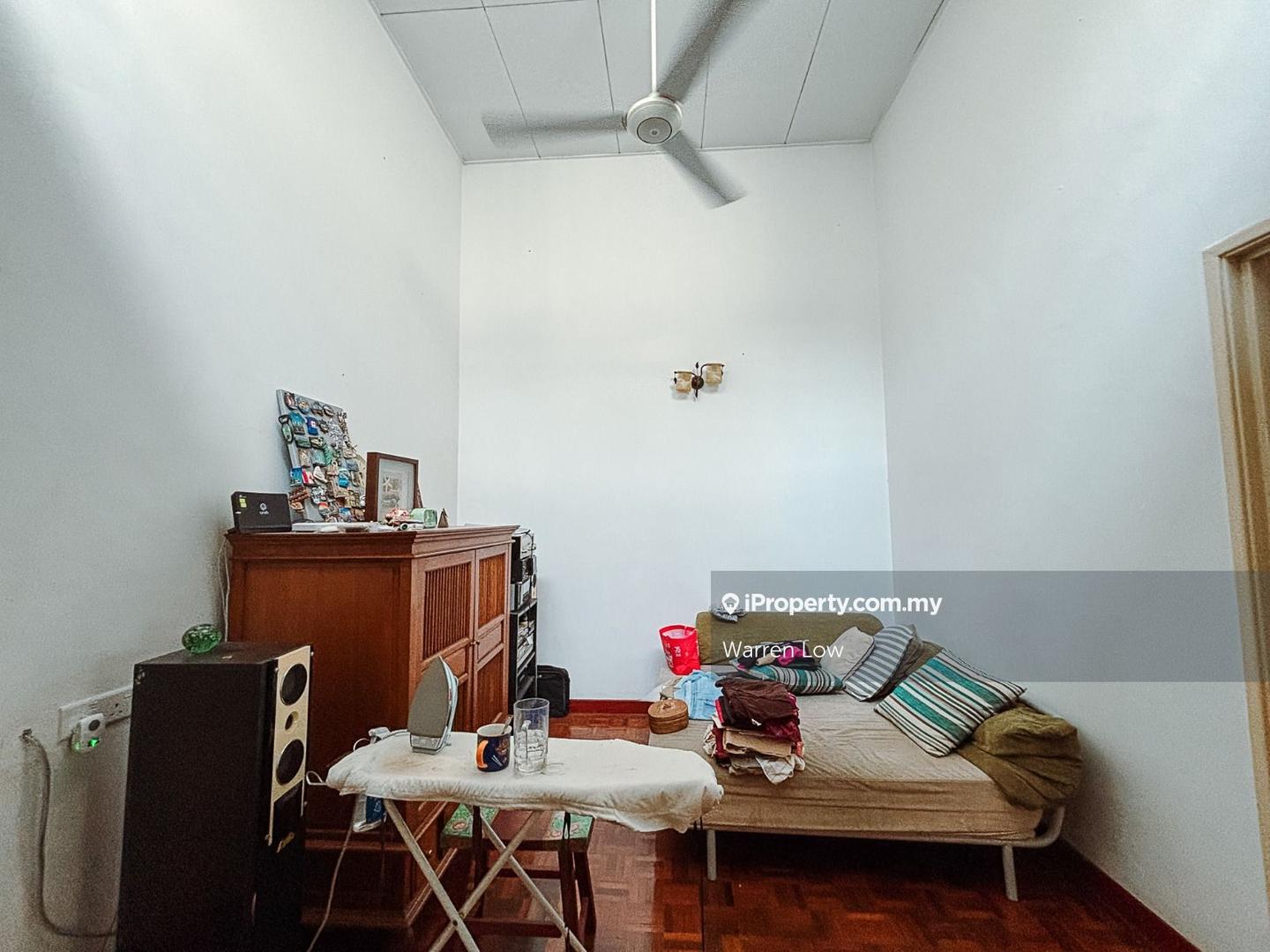 Rumah Teres untuk Dijual di Seri Utama Damansara, Kota Damansara oleh Warren Low - iProperty.com.my