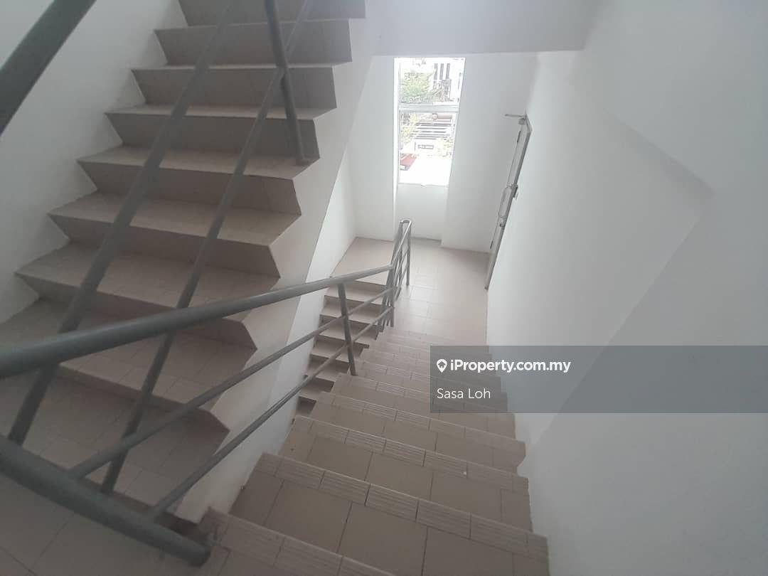 Semi-D Factory for Sale in Semenyih Integrated Industrial Park, Semenyih by Sasa Loh - iProperty.com.my