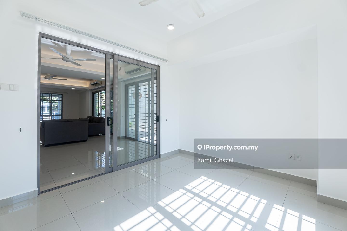 Bungalow House for Sale in 2.5 Storey Zero Lot Bungalow Danau Mutiara @ P16, Putrajaya by Kamil Ghazali - iProperty.com.my