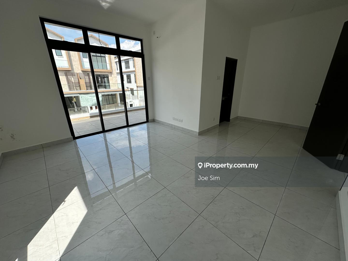 Cluster House for Sale in Bandar Cemerlang, Ulu Tiram by Joe Sim - iProperty.com.my