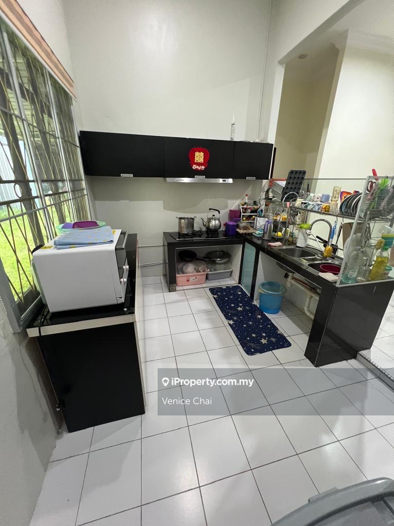 Rumah Berkembar untuk Dijual di Miri, Sarawak oleh Venice Chai - iProperty.com.my
