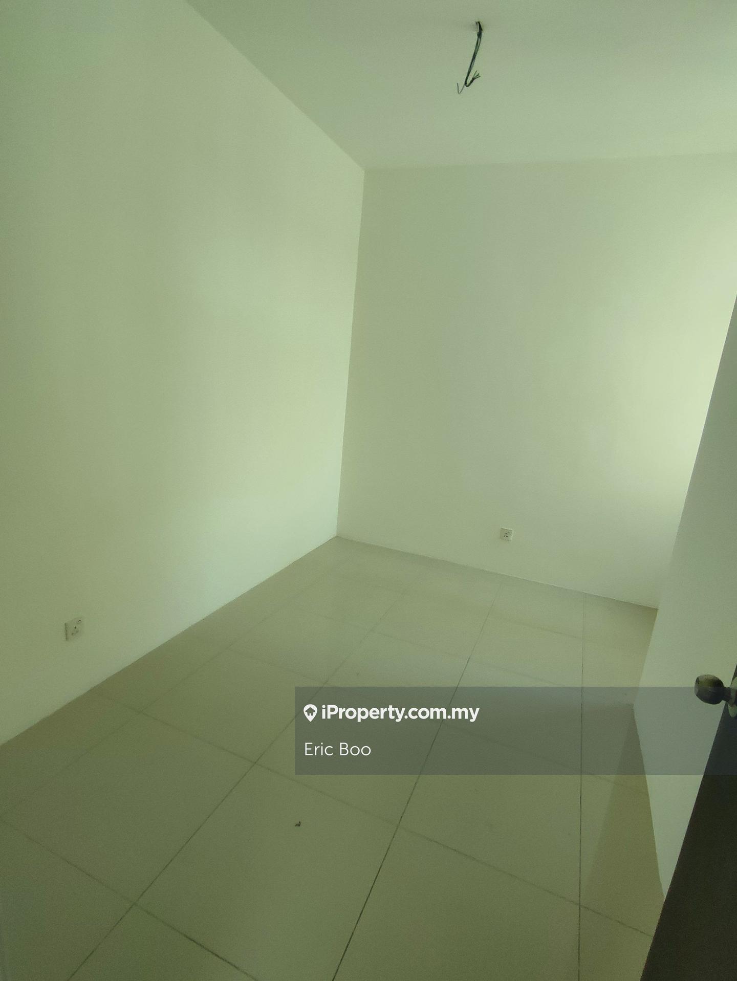 Semi-Detached House for Sale in Double Storey SemiD Hijauan Hills, Simpang Ampat by Eric Boo - iProperty.com.my