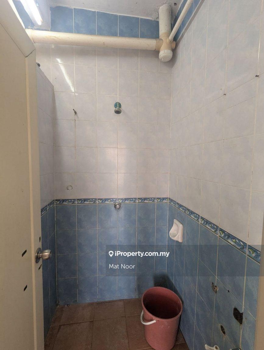 Pangsapuri untuk Dijual di Pangsapuri Danaumas oleh Mat Noor - iProperty.com.my