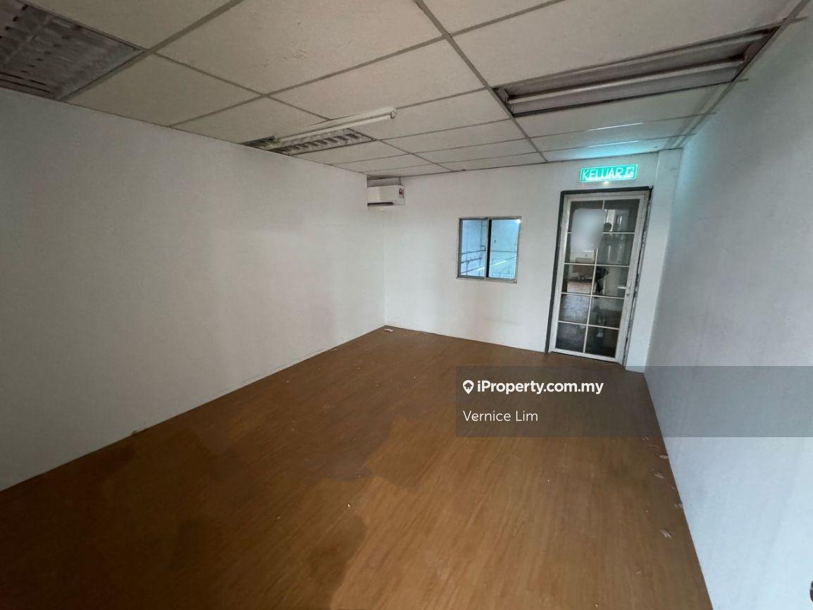 Warehouse for Sale in Seri Kembangan, Selangor by Vernice Lim - iProperty.com.my