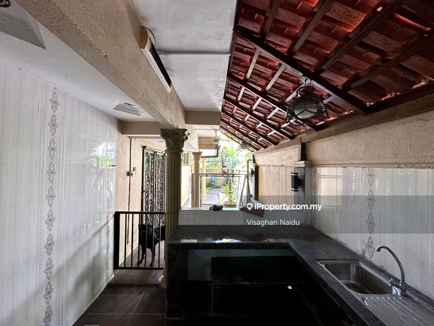 Rumah Berkembar untuk Dijual di Bandar Country Homes, Rawang oleh Visaghan Naidu - iProperty.com.my