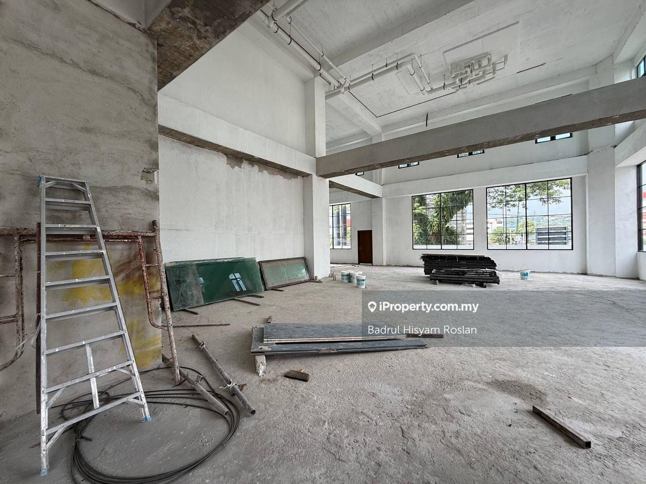 Kedai untuk Dijual di Taman Ampang Utama, Ampang oleh Badrul Hisyam Roslan - iProperty.com.my