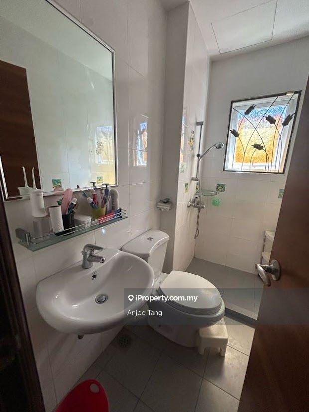 Rumah Berkembar untuk Dijual di Kota Kemuning Hills, Shah Alam oleh Anjoe Tang - iProperty.com.my