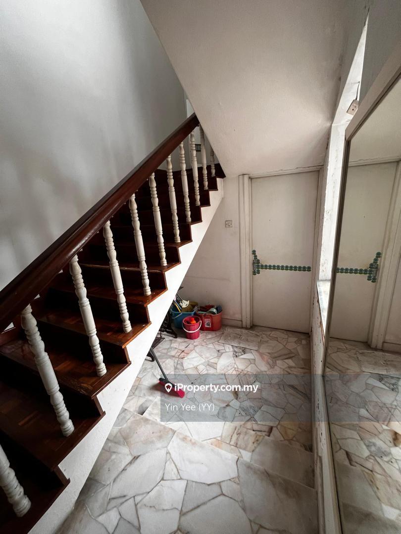 Bungalow House for Sale in Taman Hulu Kelang, Taman Zooview, Ampang by Yin Yee (YY) - iProperty.com.my