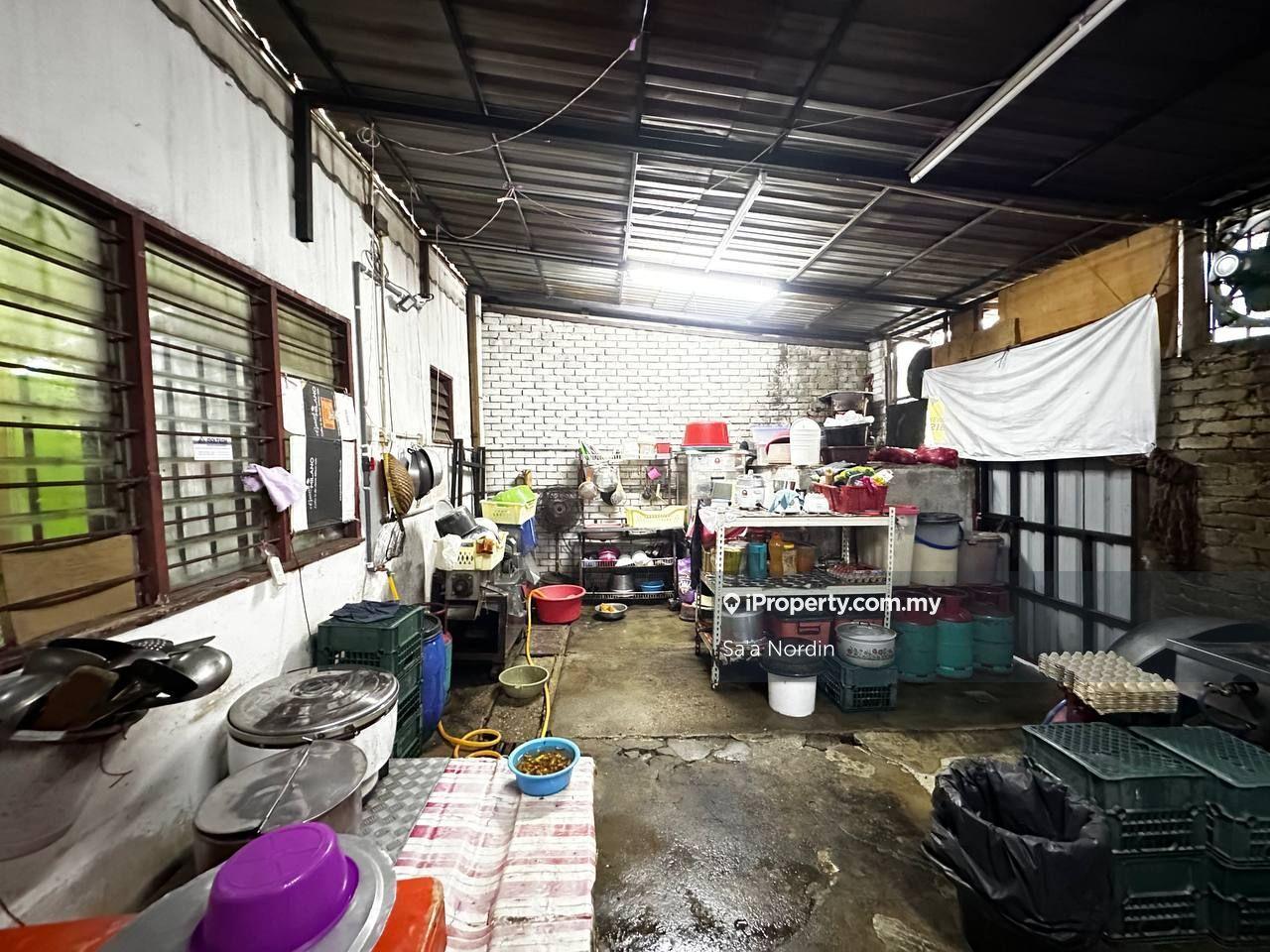 Kedai untuk Dijual di Taman TTDI Jaya, Shah Alam oleh Sa'a Nordin - iProperty.com.my