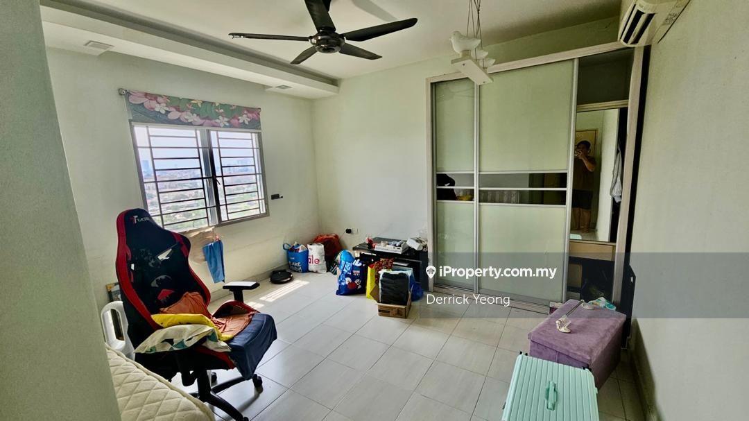 Service Residence for Sale in Koi Kinrara by Derrick Yeong - iProperty.com.my