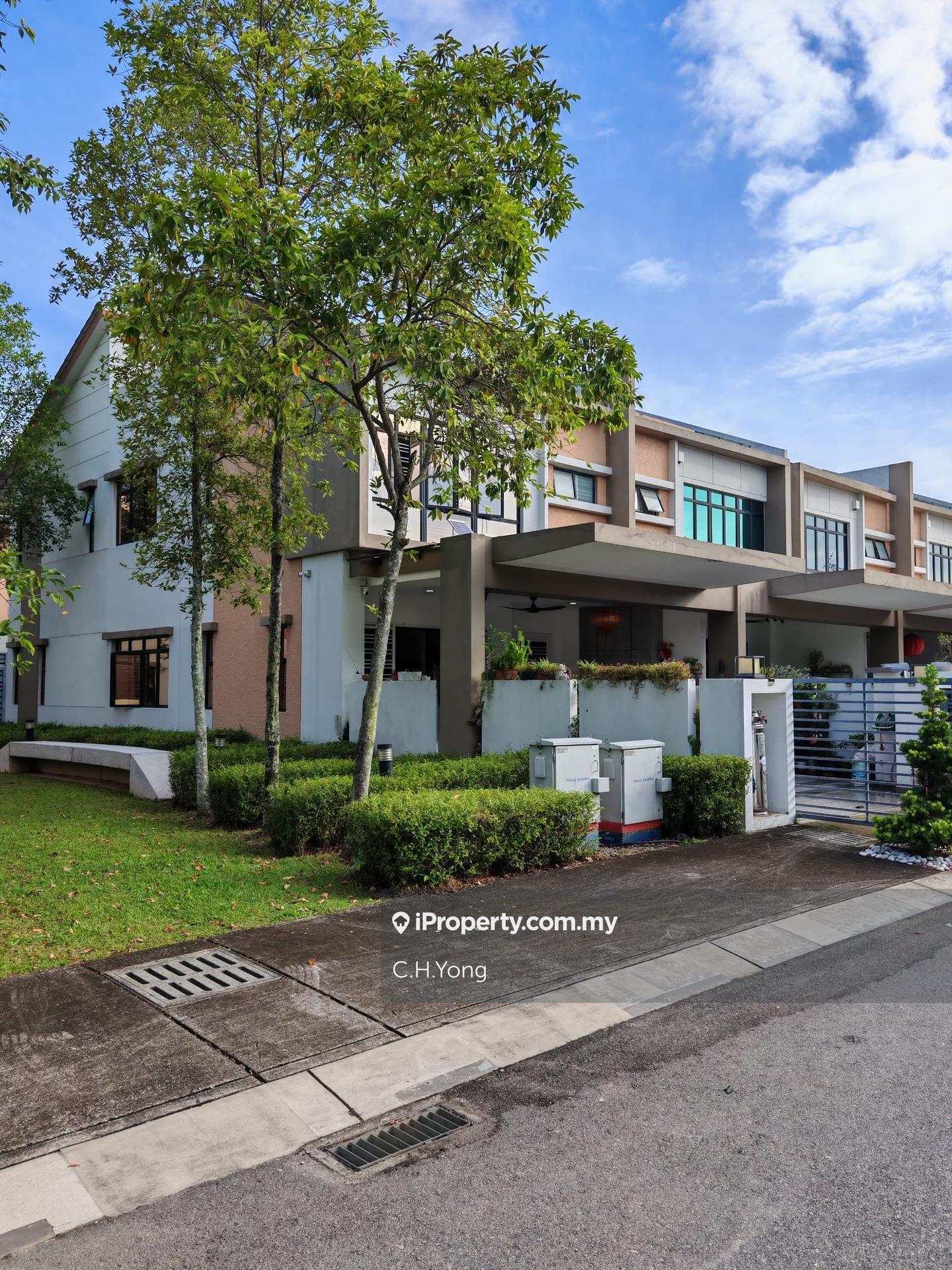 Rumah Berangkai 2 Tingkat untuk Dijual di Bandar 16 Sierra, Avens, Sierra 3, Puchong oleh C.H.Yong - iProperty.com.my