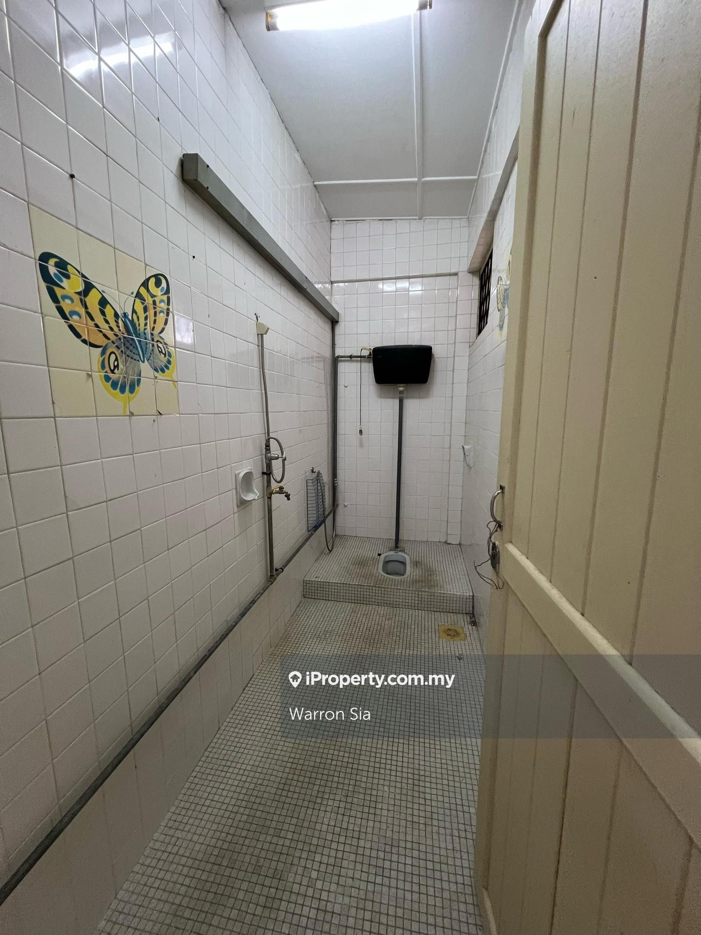 Semi-Detached House for Sale in Kuching, Sarawak by Warron Sia - iProperty.com.my