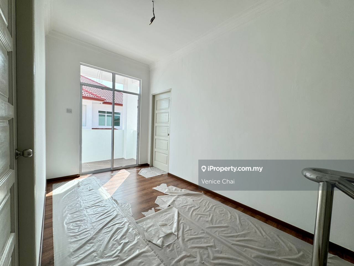 Semi-Detached House for Sale in Miri, Sarawak by Venice Chai - iProperty.com.my