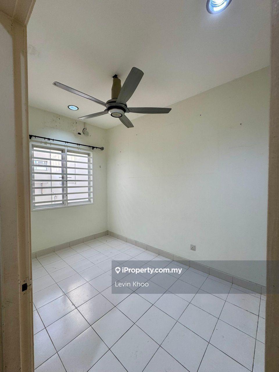 Rumah Berangkai 2 Tingkat untuk Dijual di Kota Emerald, Rawang oleh Levin Khoo - iProperty.com.my