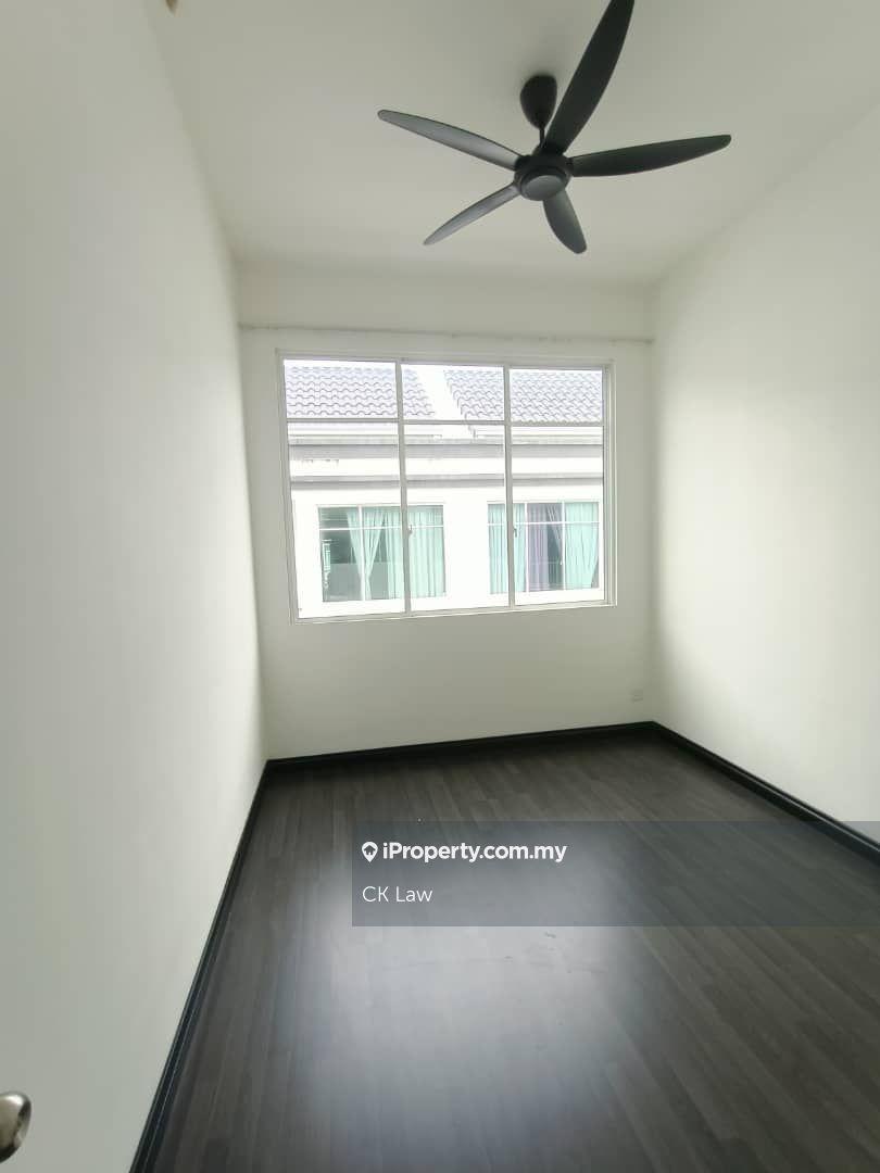 Rumah Berangkai 2 Tingkat untuk Disewa di Eco Majestic, Semenyih oleh CK Law - iProperty.com.my