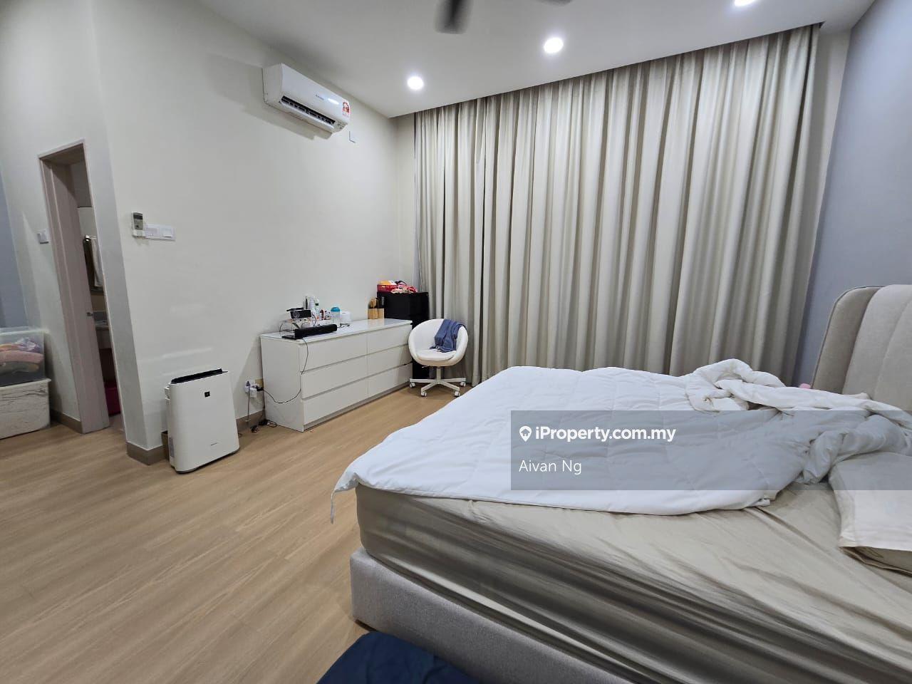 Rumah Berangkai 2 Tingkat untuk Dijual di Palm Walk 3, Bandar Sungai Long oleh Aivan Ng - iProperty.com.my