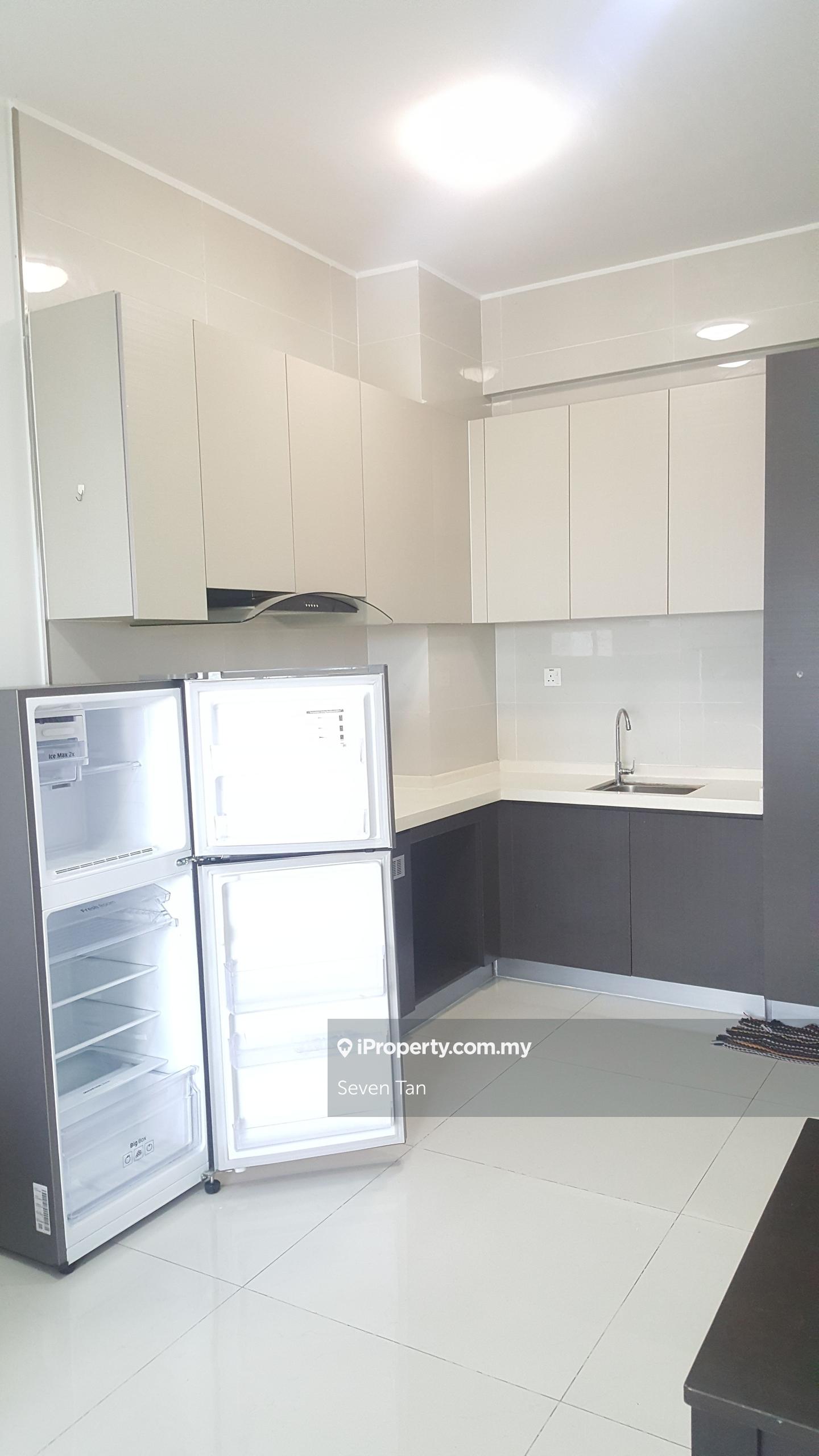 Condominium for Rent in Amberside @ Country Garden Danga Bay by Seven Tan - iProperty.com.my