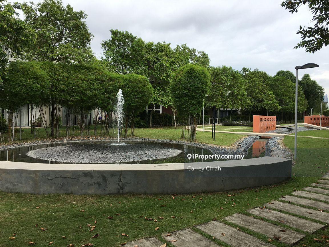 Rumah Berkembar untuk Dijual di Lake Edge Puchong, Puchong oleh Carrey Chiah - iProperty.com.my