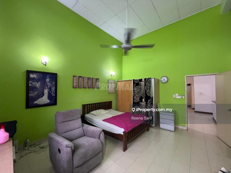 2-storey Terraced House for Sale in Superlink 2 Storey Greenlane Bukit Jelutong, Shah Alam by Reena Sarif - iProperty.com.my
