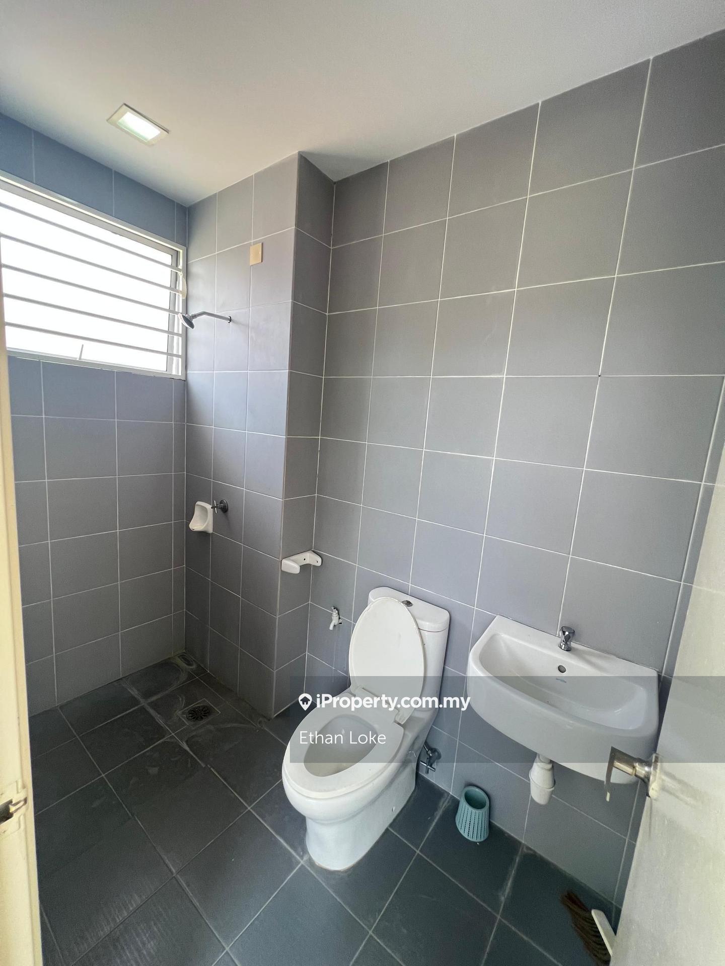 Rumah Berangkai 2 Tingkat untuk Dijual di Bandar Tasik Puteri, Rawang oleh Ethan Loke - iProperty.com.my